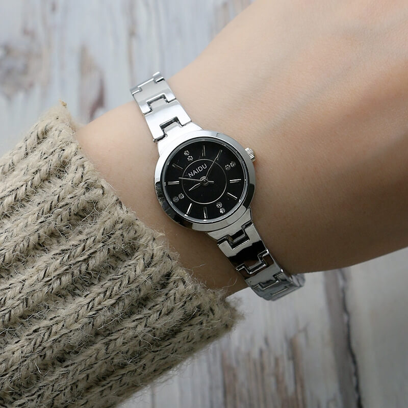 Trendy bracelet watch.sb.1