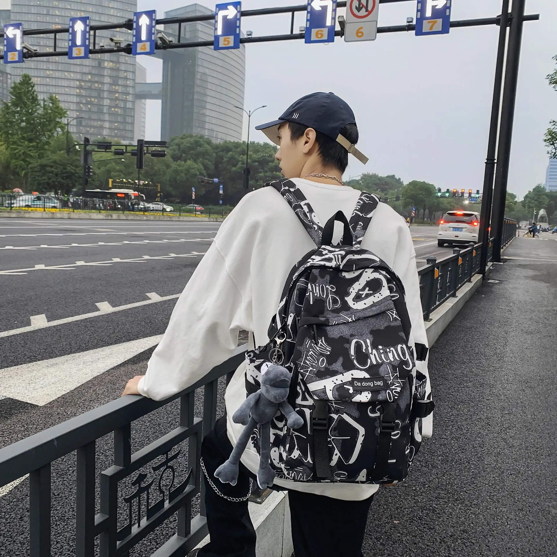 Trendy cool backpack.bk (1)