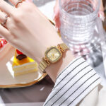 কোডঃ WL113g; Rectangular HongKong watch - Image 2